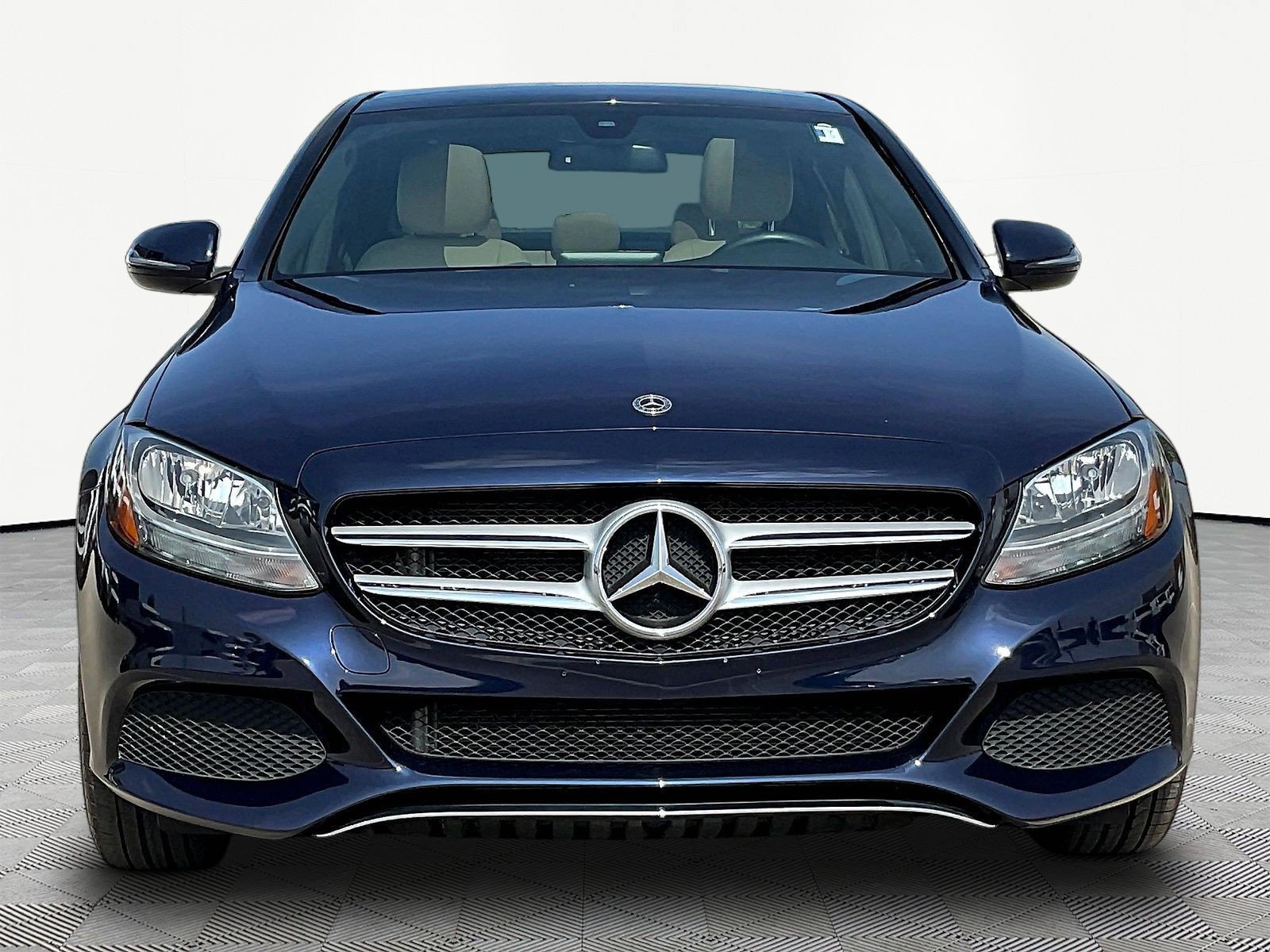 Used 2018 Mercedes-Benz C 300 4MATIC Sedan image 2