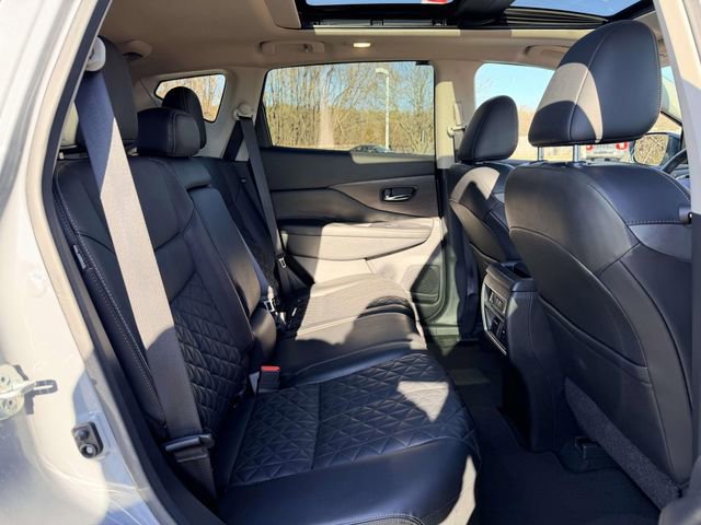 Used 2023 Nissan Murano Platinum AWD/4WD image 13