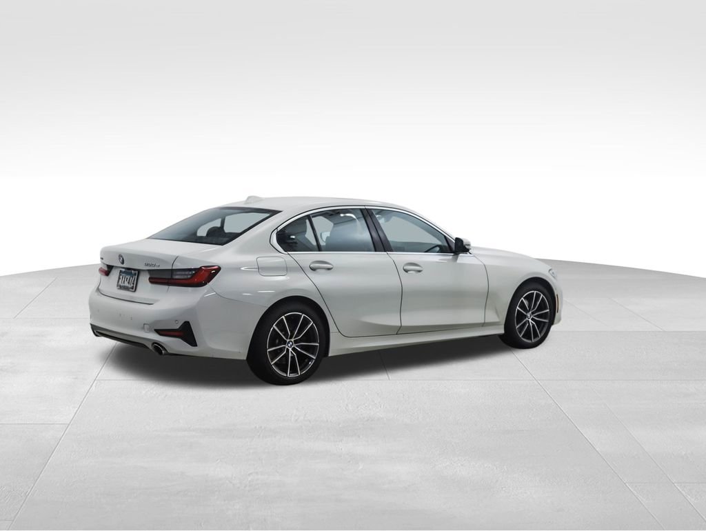 Used 2021 BMW 330e xDrive w/ Convenience Package image 5