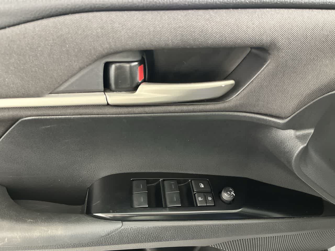 Used 2025 Toyota Camry LE FWD image 13