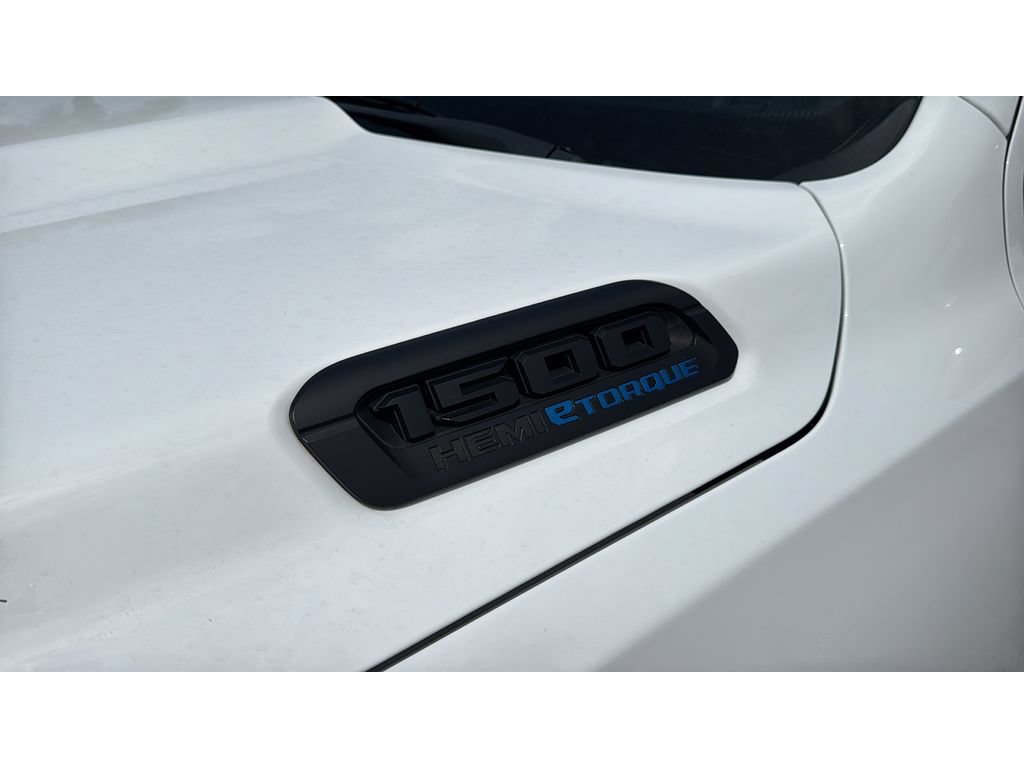 Used 2023 RAM 1500 Big Horn AWD/4WD image 10