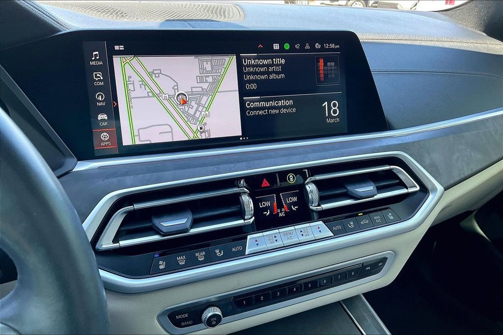 Used 2023 BMW X5 sDrive40i w/ M Sport Package image 24