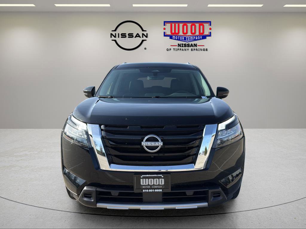 Certified 2025 Nissan Pathfinder SL image 6