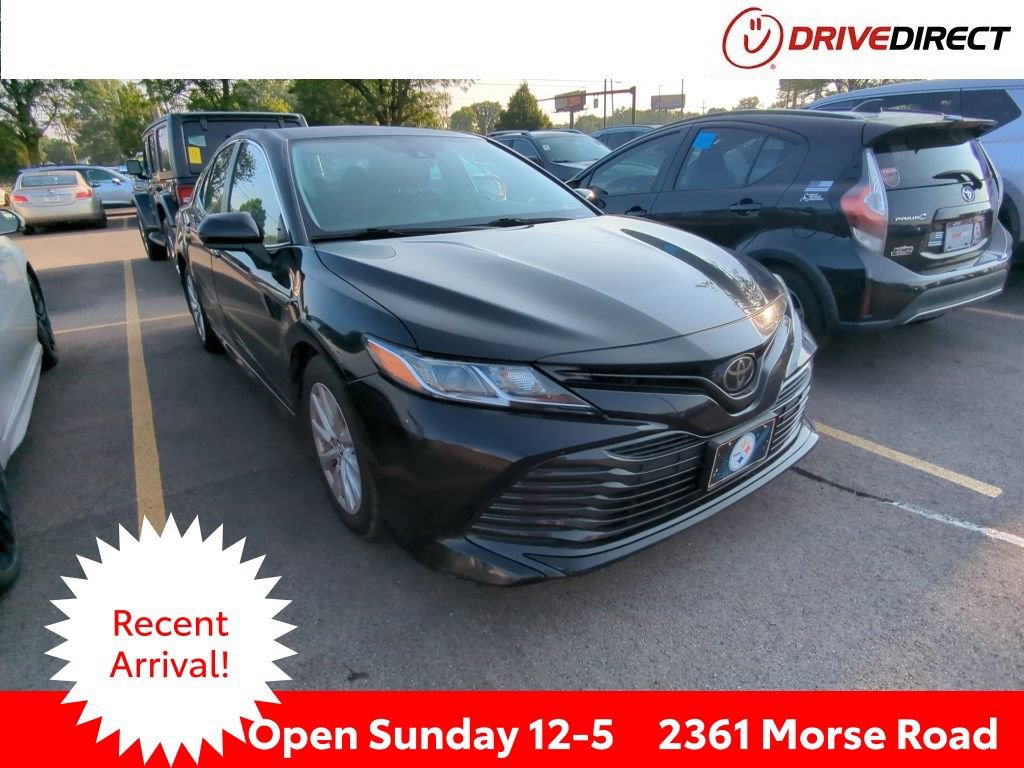Used 2019 Toyota Camry LE FWD image 1