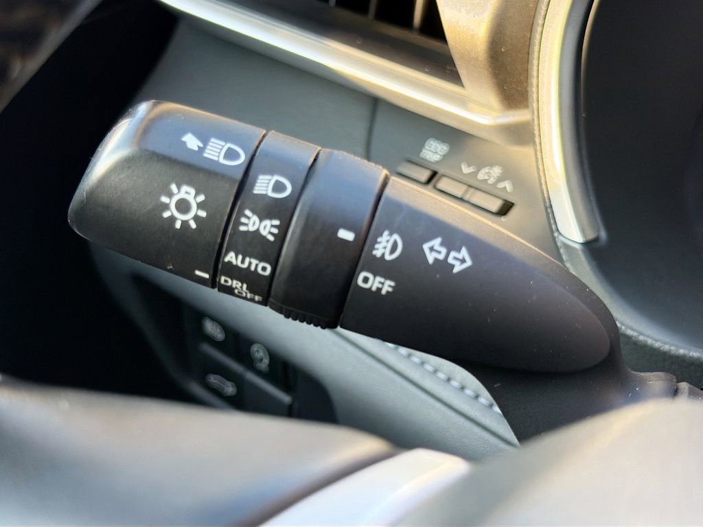 Used 2023 Toyota Highlander XLE FWD image 36