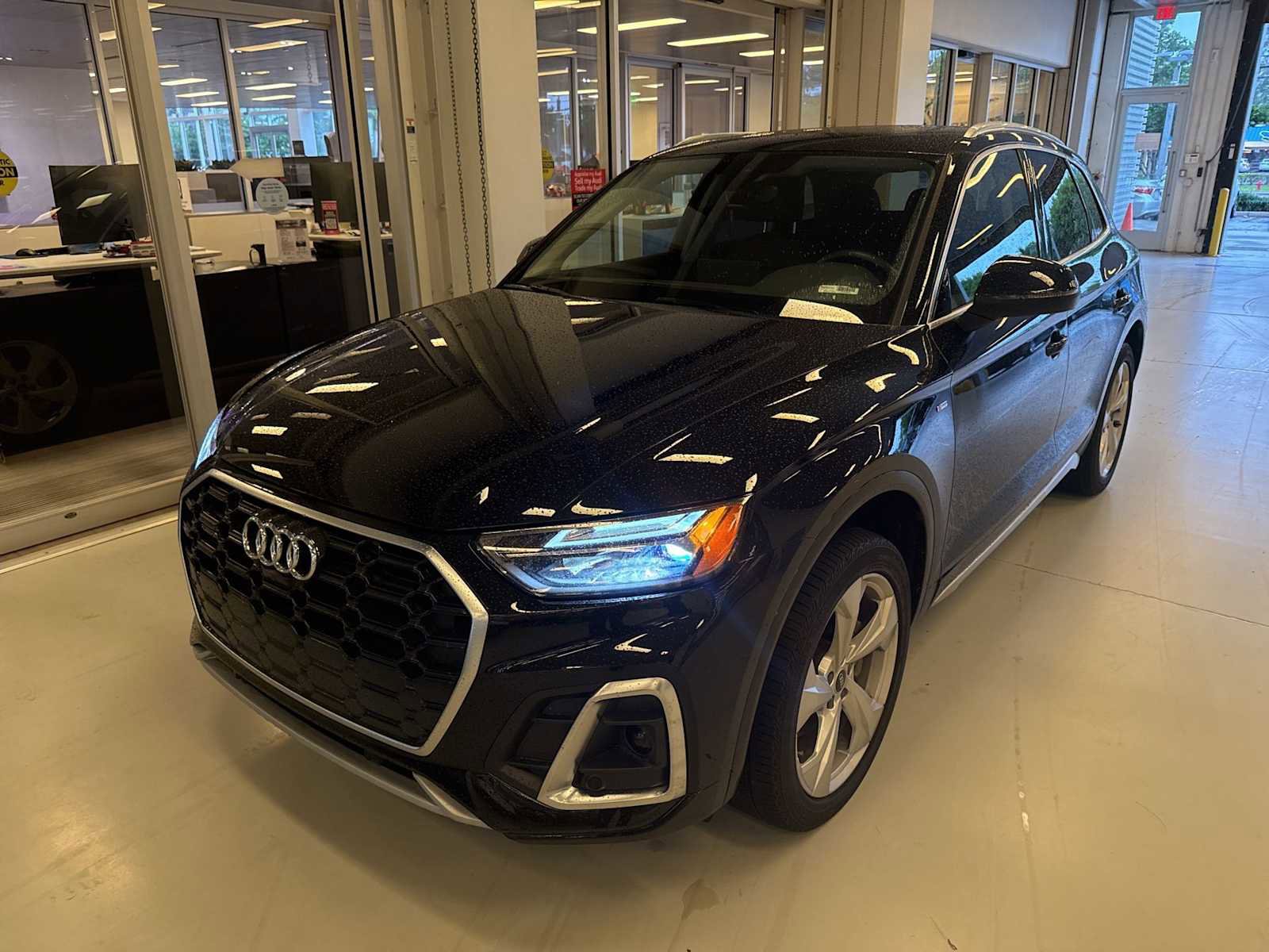 Used 2023 Audi Q5 2.0T Premium Plus w/ Premium Plus Package image 1