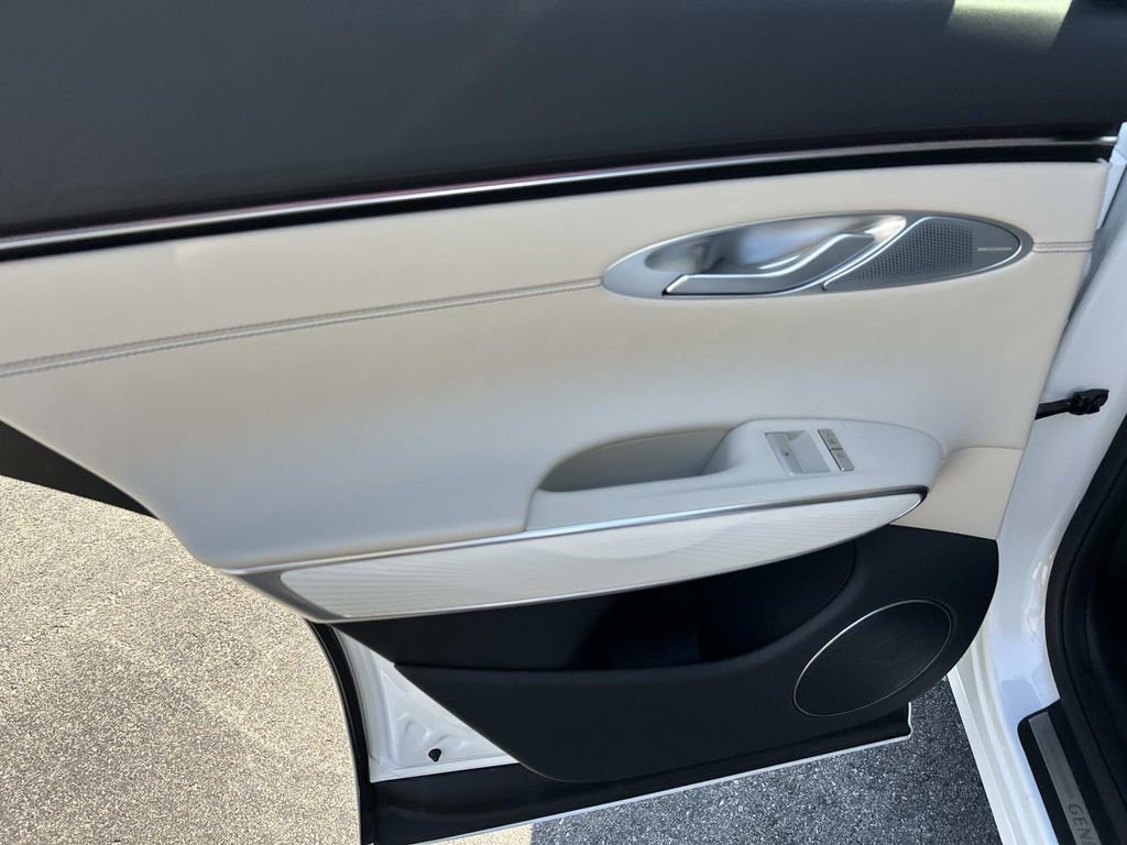 New 2026 Genesis GV70 2.5T Advanced image 22