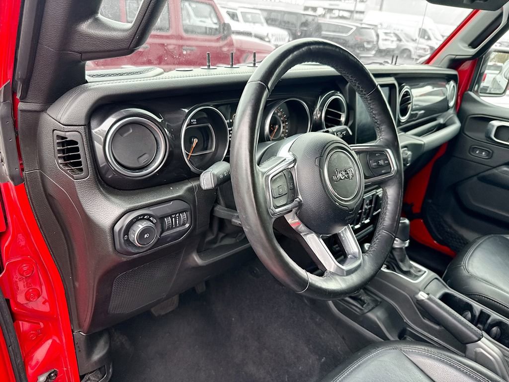 Used 2022 Jeep Wrangler Unlimited Sahara image 10