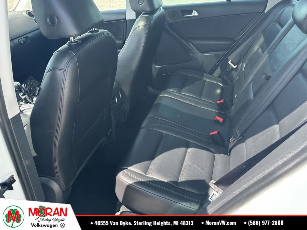Used 2016 Volkswagen Tiguan SEL FWD image 13