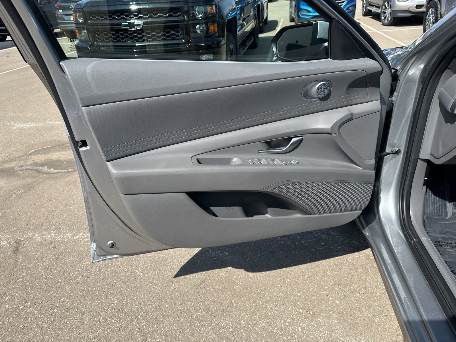 Used 2022 Hyundai Elantra SEL w/ Cargo Package image 14
