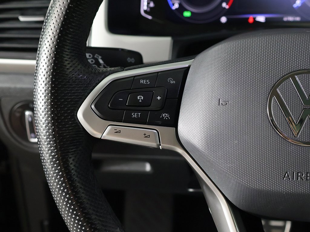 Used 2022 Volkswagen Atlas SEL Premium image 45