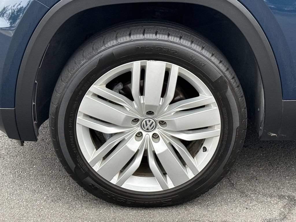 Used 2019 Volkswagen Atlas SE w/ Panoramic Sunroof Package AWD/4WD image 8