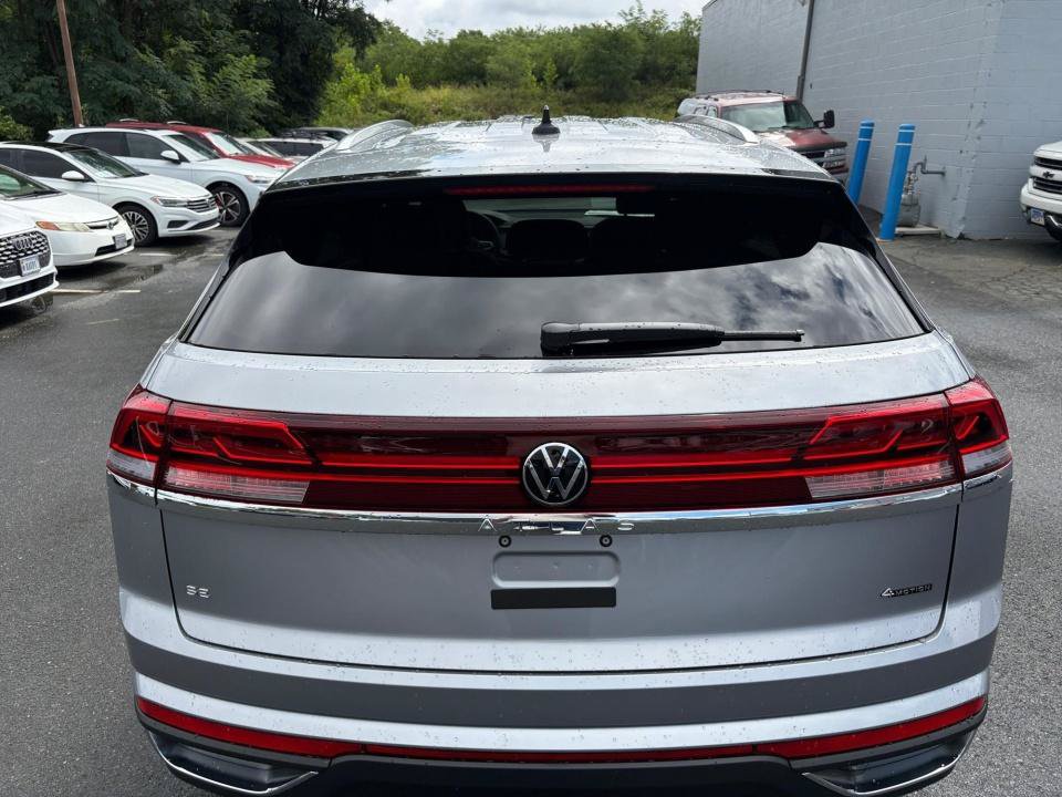 New 2026 Volkswagen Atlas Cross Sport SE AWD/4WD image 14