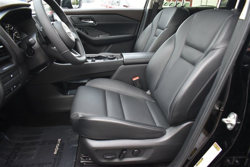Used 2023 Nissan Rogue SV w/ SV Premium B Package AWD/4WD image 12
