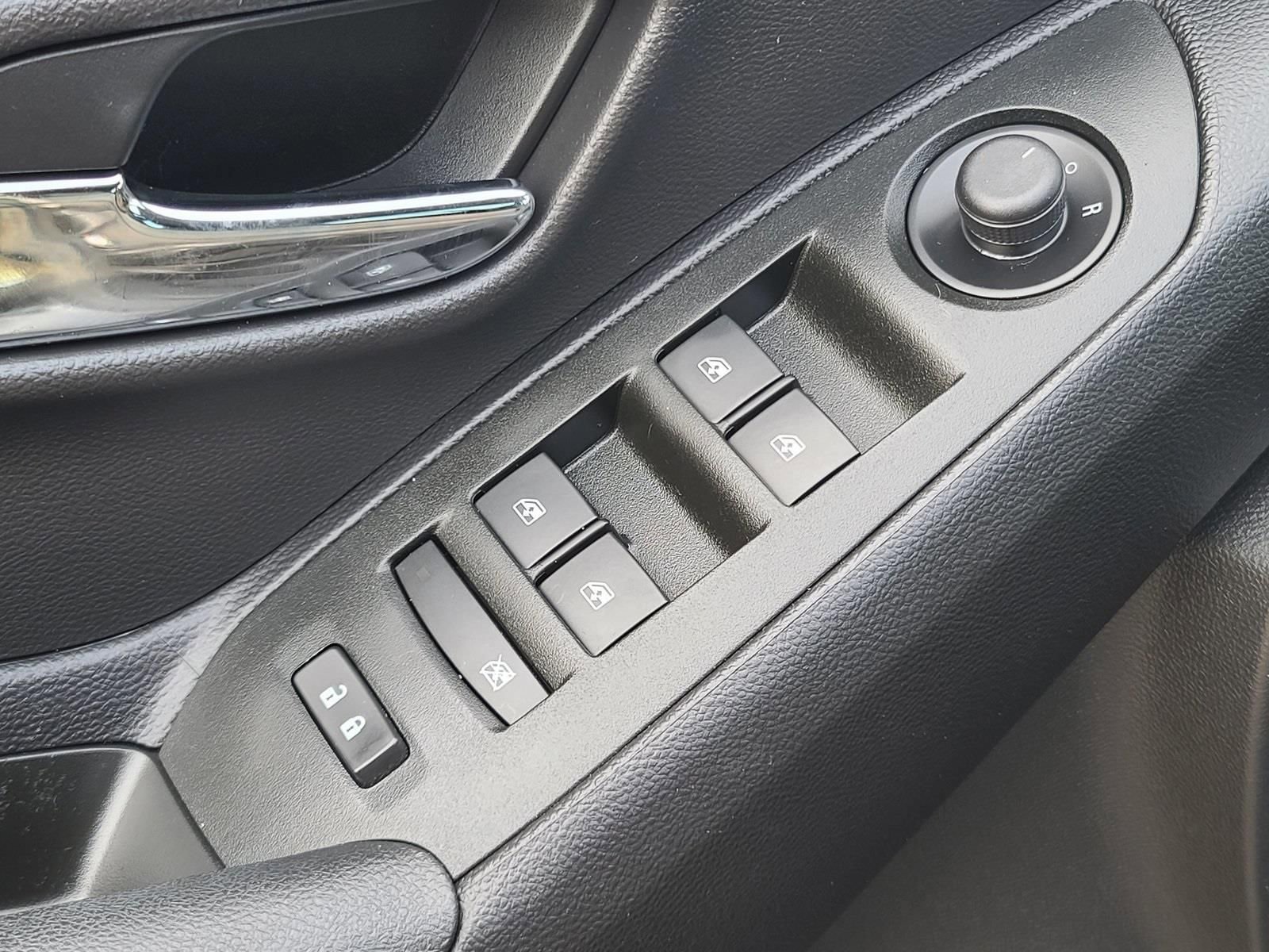 Used 2020 Chevrolet Trax LS w/ Tint and Cruise Package image 12