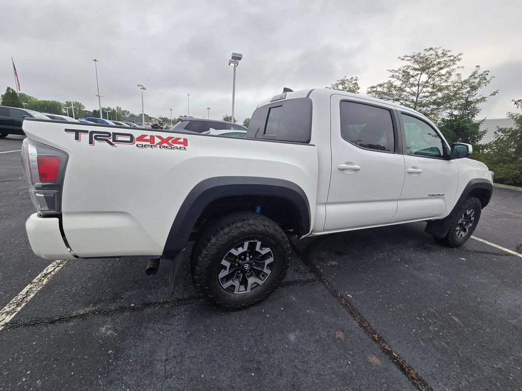 Used 2023 Toyota Tacoma TRD Off-Road w/ Technology Package AWD/4WD image 8