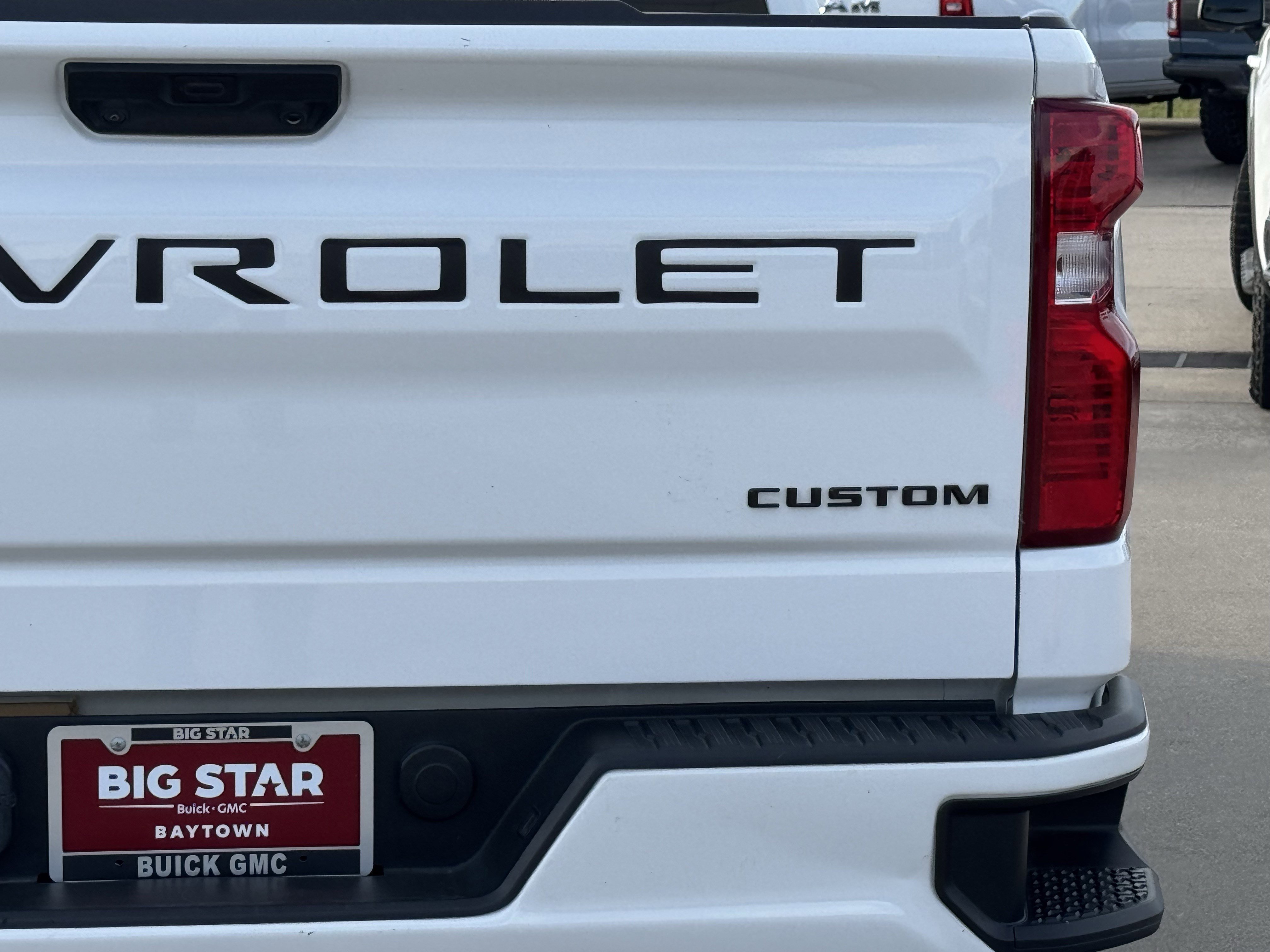 Used 2025 Chevrolet Silverado 1500 Custom w/ Turbomax Blackout Package image 10