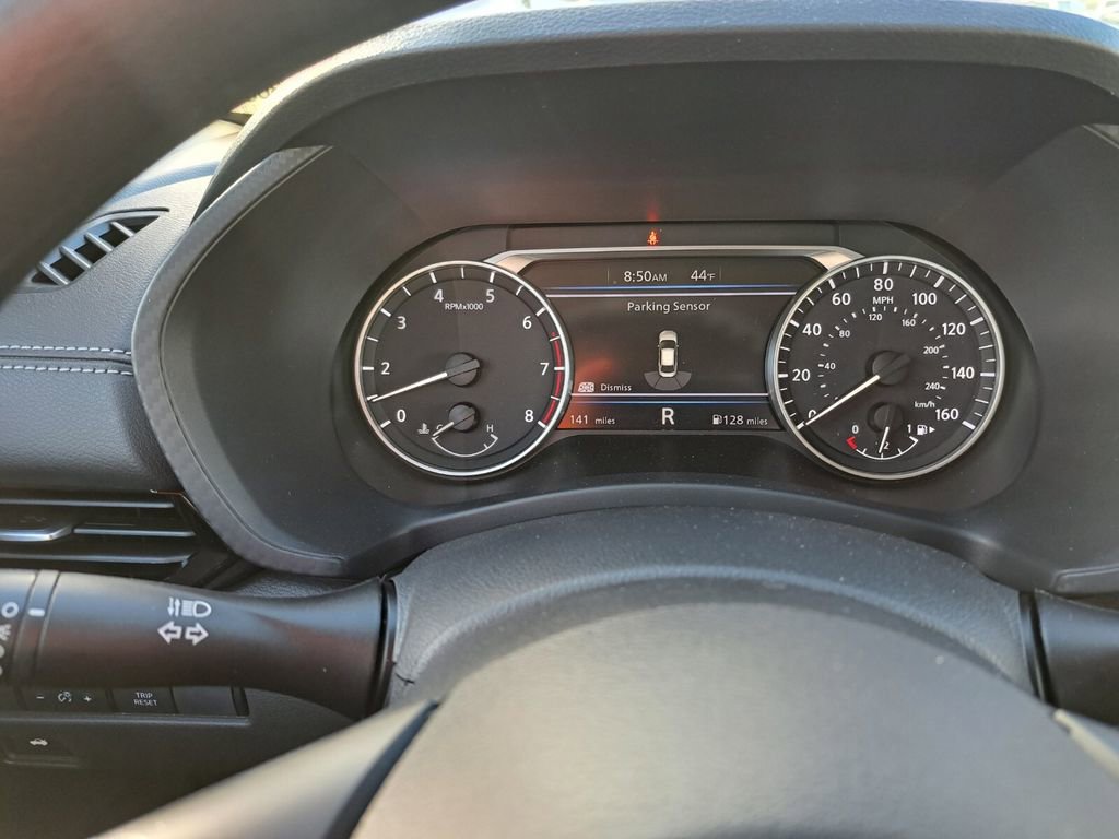 Used 2025 Nissan Sentra SV image 12