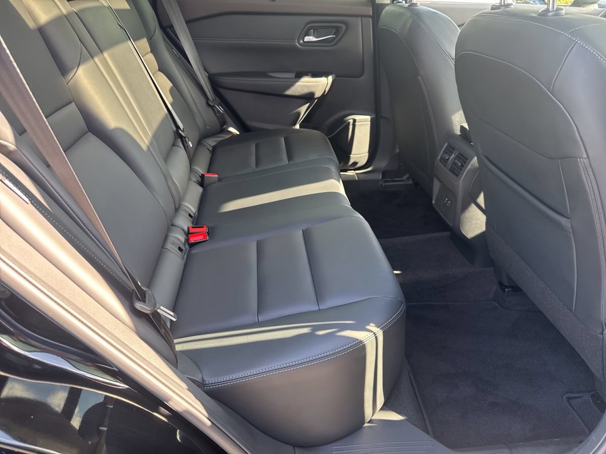 Used 2023 Nissan Rogue SV w/ SV Premium B Package AWD/4WD image 43