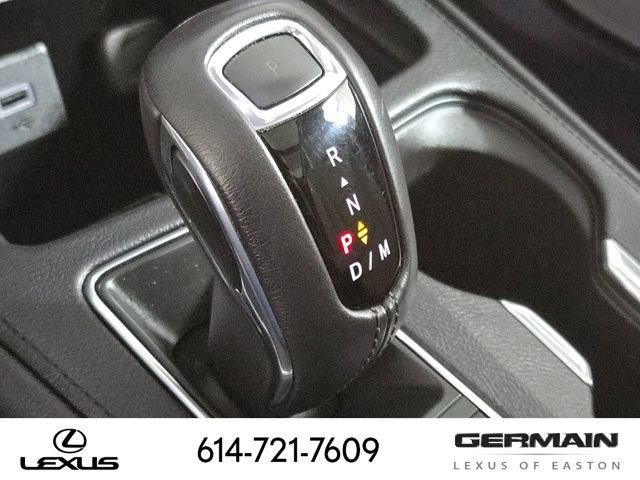 Used 2019 Cadillac XT4 Luxury w/ Cold Weather Package image 28