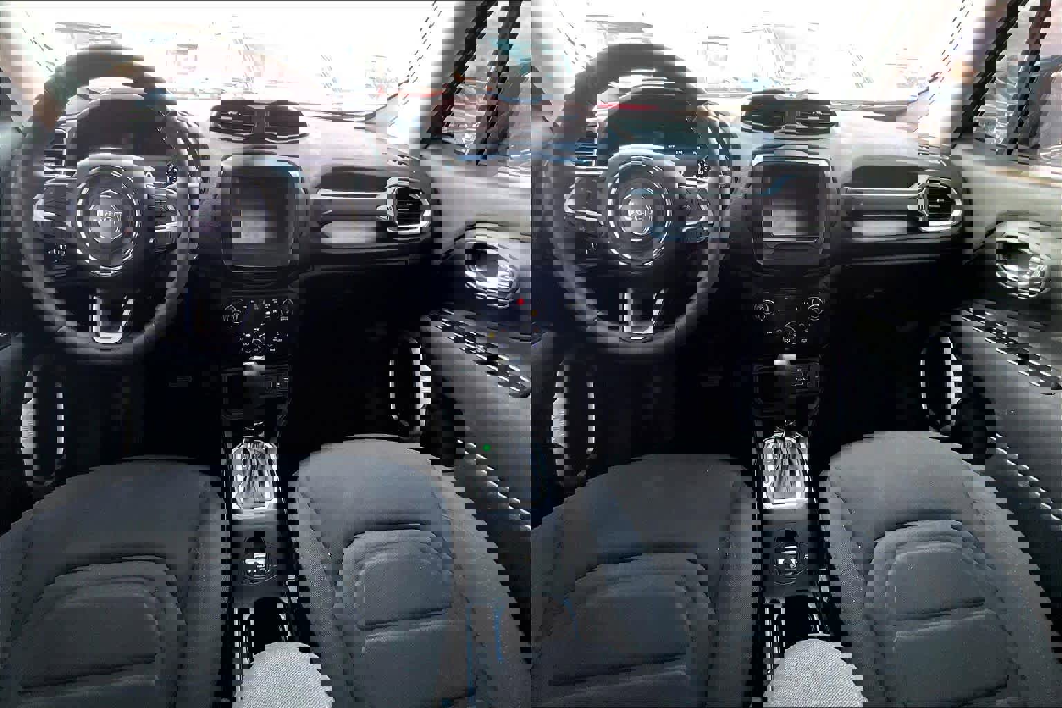 Used 2021 Jeep Renegade Latitude image 13