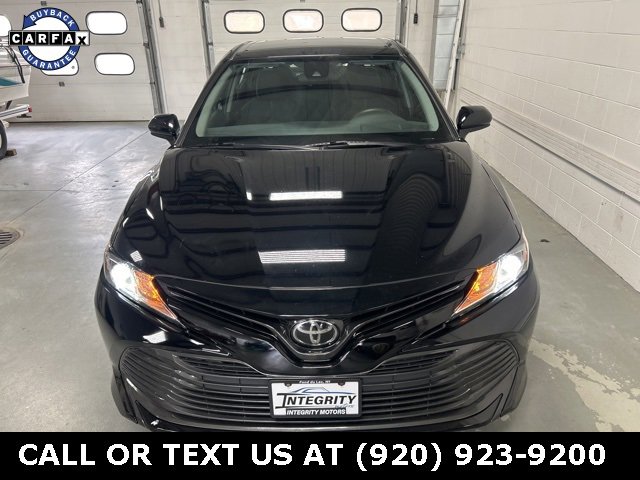 Used 2019 Toyota Camry LE image 2