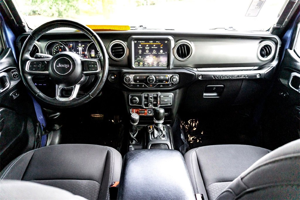 Used 2022 Jeep Wrangler Unlimited Rubicon 4xe image 29