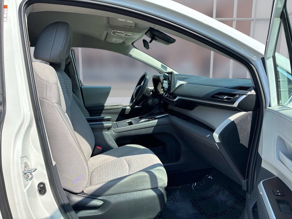 Used 2023 Toyota Sienna LE FWD image 10
