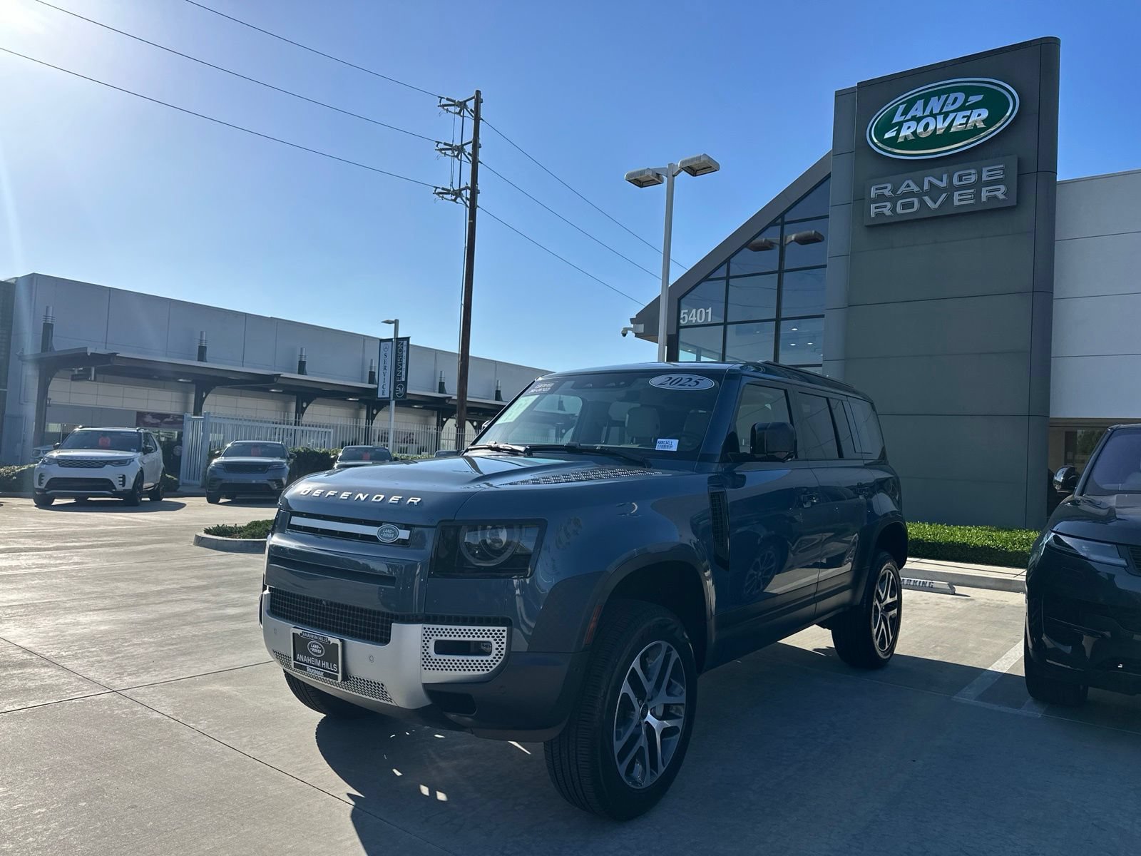 Used 2025 Land Rover Defender 110 S AWD/4WD image 1