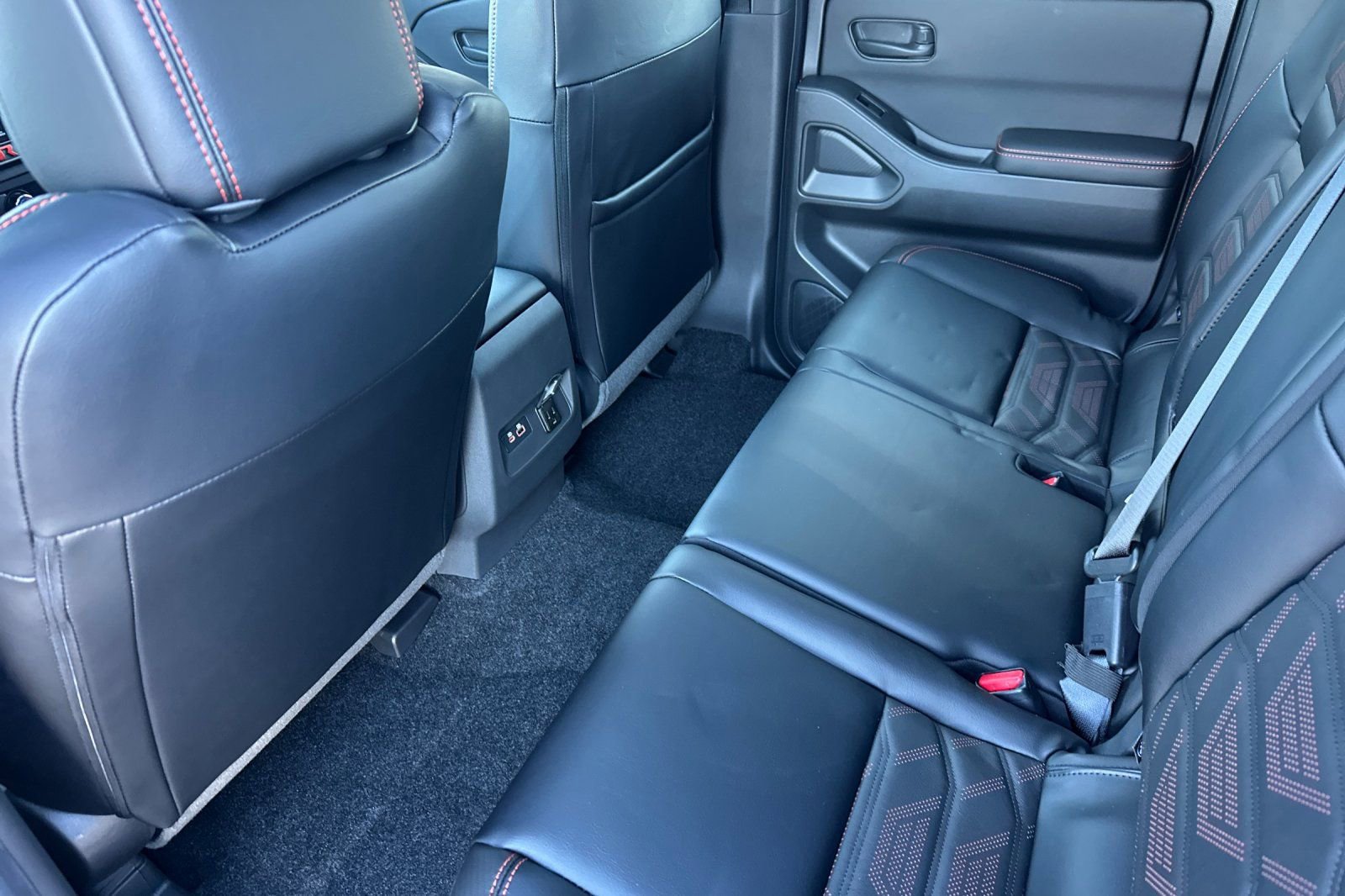 New 2026 Nissan Frontier PRO-4X w/ Pro Premium Package image 14