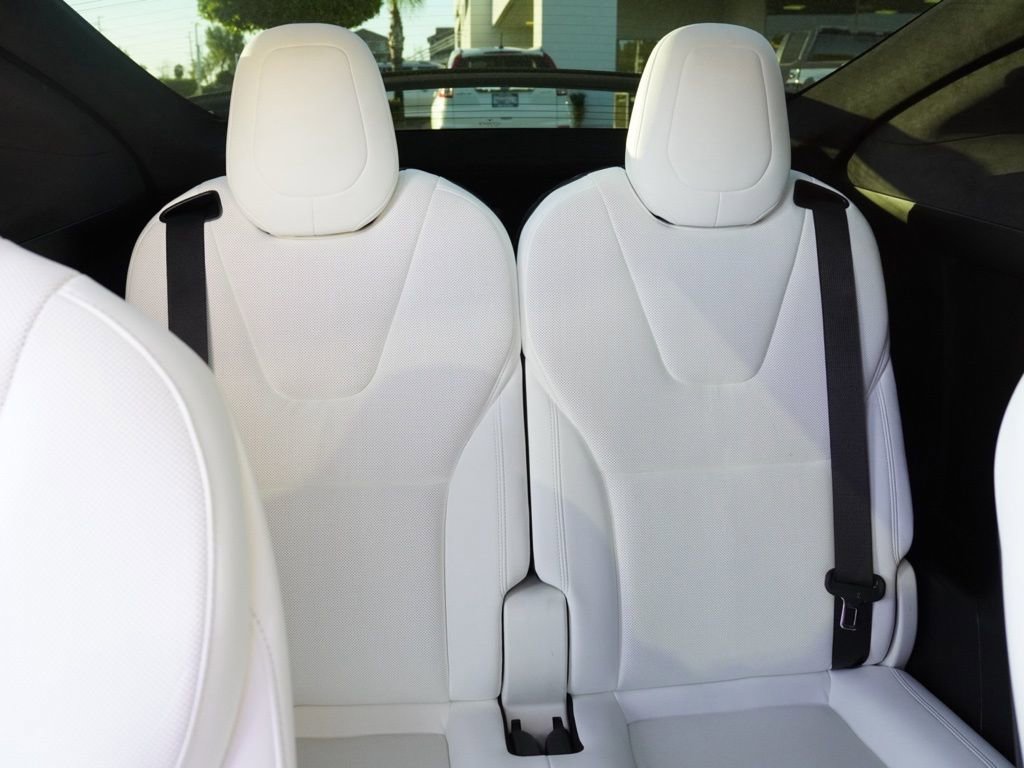 Used 2022 Tesla Model X Plaid image 21