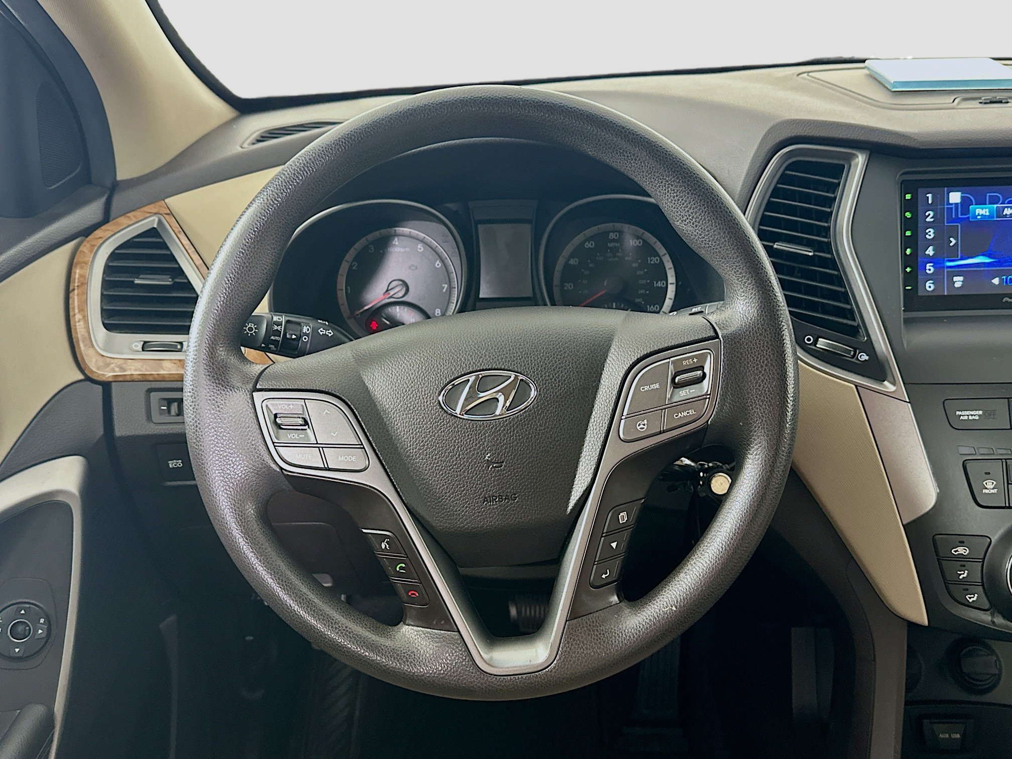 Used 2015 Hyundai Santa Fe Sport w/ Option Group 02 FWD image 17