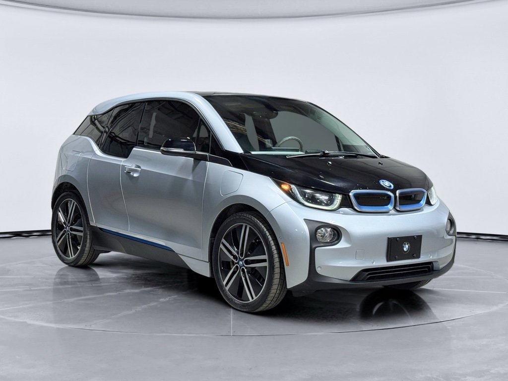 Used 2017 BMW i3 94 Ah w/Range Extender image 4
