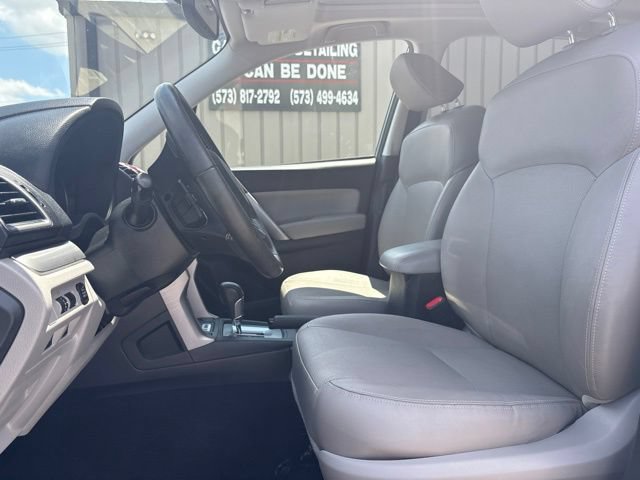 Used 2016 Subaru Forester 2.5i Limited AWD/4WD image 11