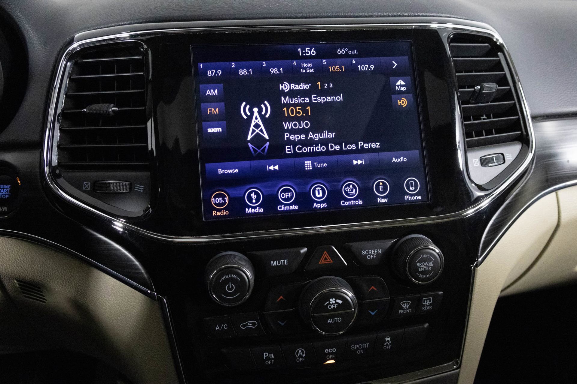 Used 2019 Jeep Grand Cherokee Limited image 22