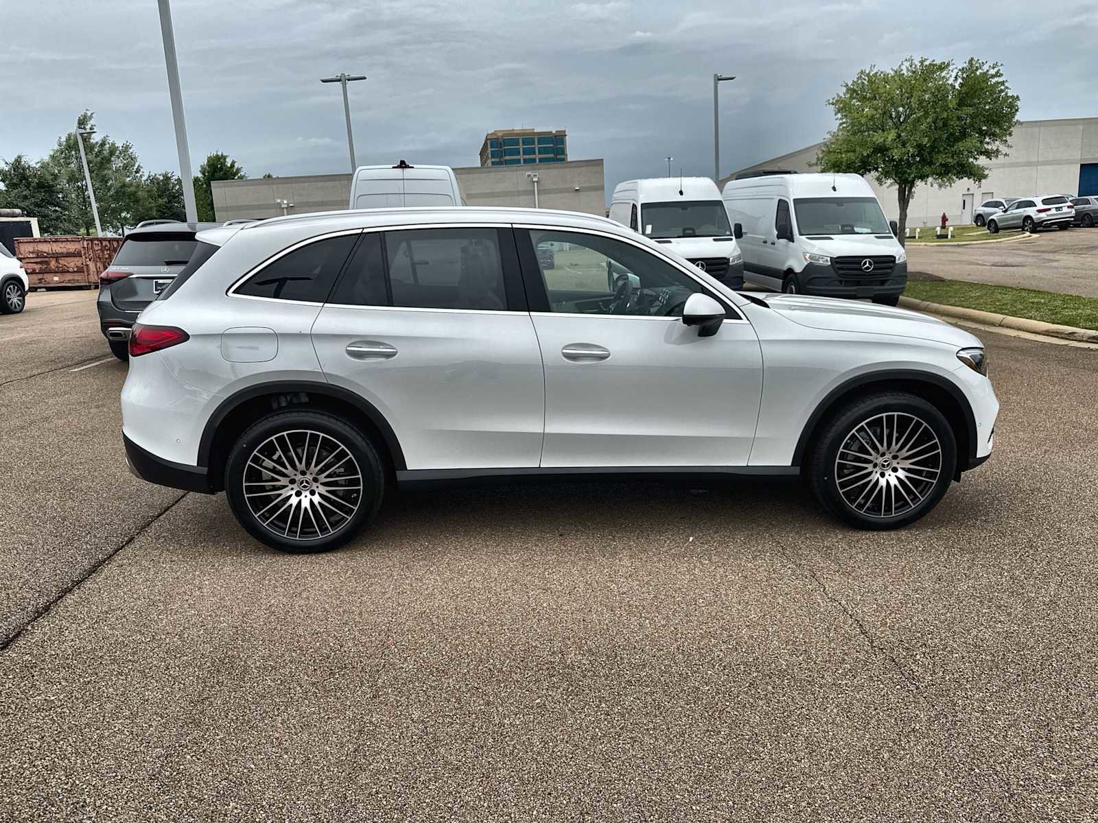 New 2026 Mercedes-Benz GLC 300 4MATIC image 10
