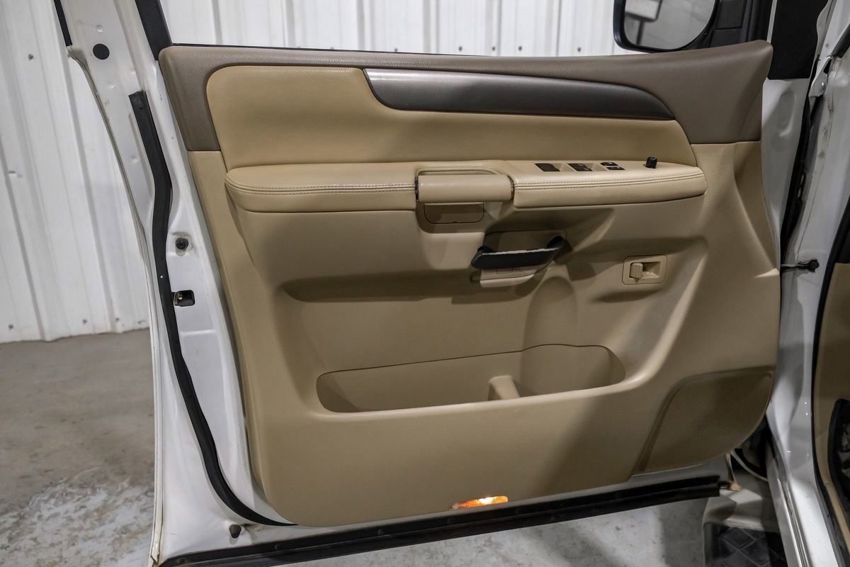 Used 2012 Nissan Armada SV image 42