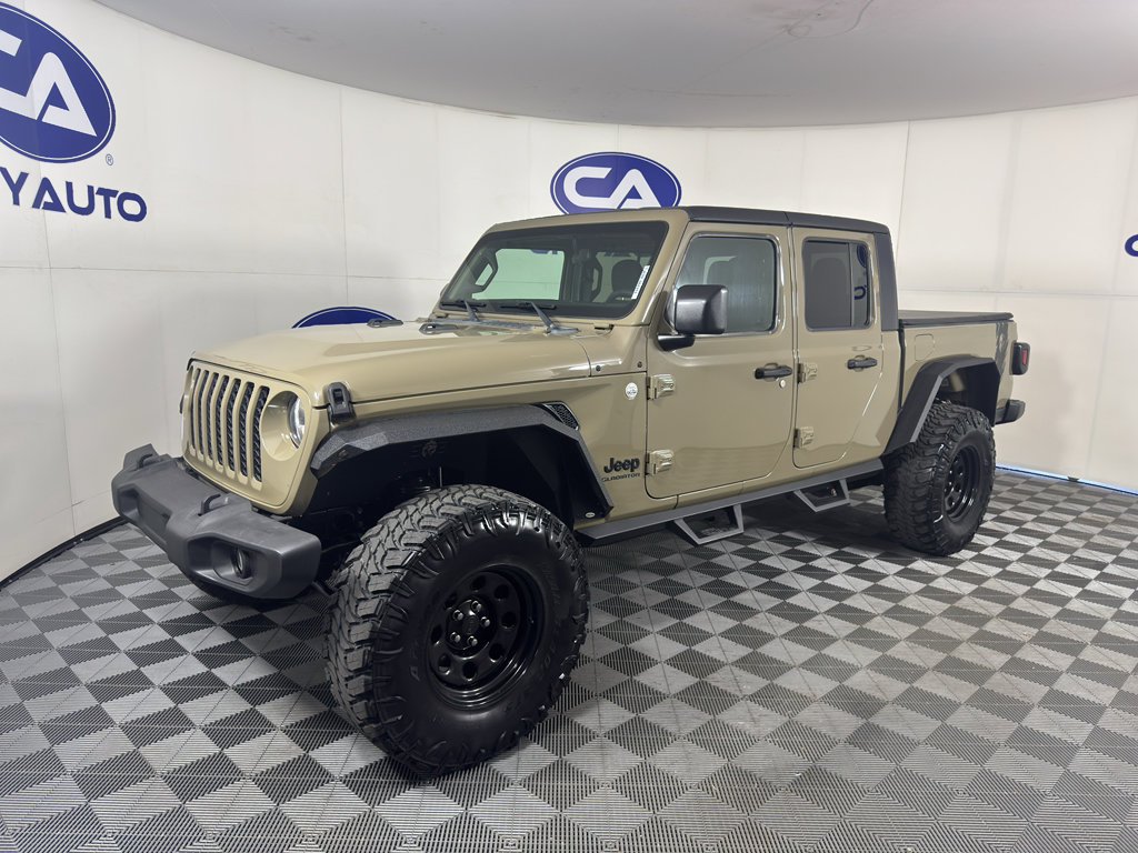 Used 2020 Jeep Gladiator Sport image 7