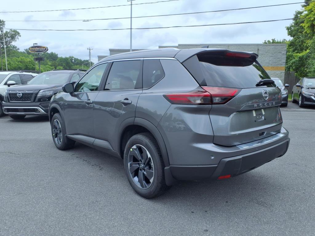 Certified 2025 Nissan Rogue SV w/ SV Premium Package image 3