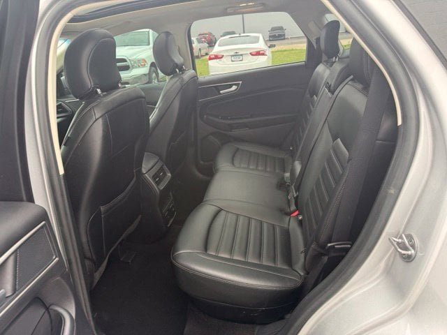 Used 2019 Ford Edge SEL w/ Equipment Group 201A AWD/4WD image 24