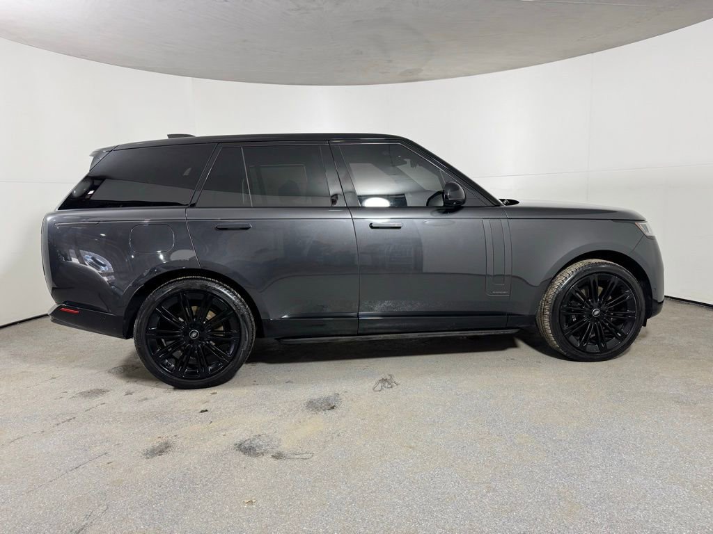 Used 2024 Land Rover Range Rover Autobiography AWD/4WD image 5