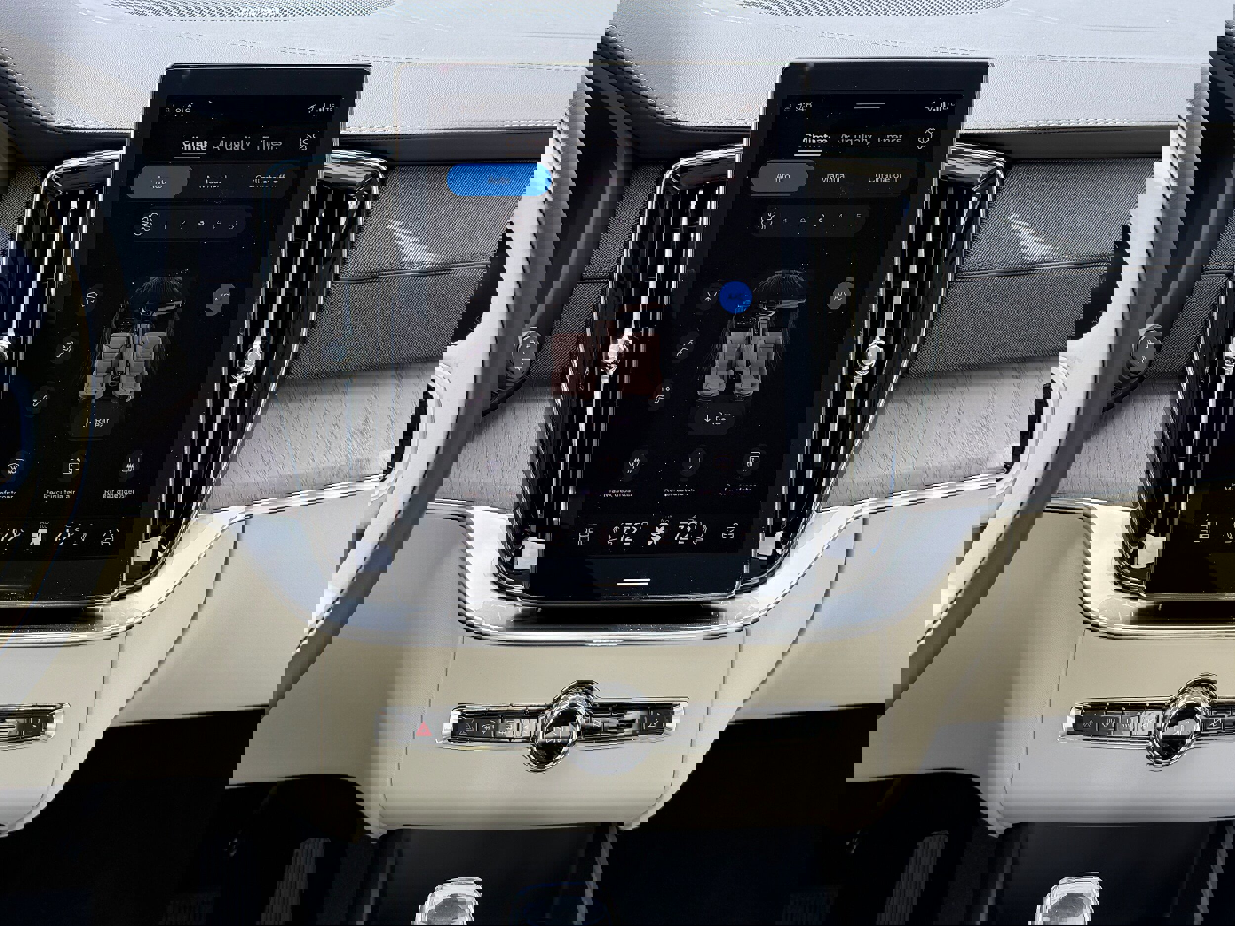 New 2026 Volvo XC90 B6 Ultra w/ Protection Package image 13