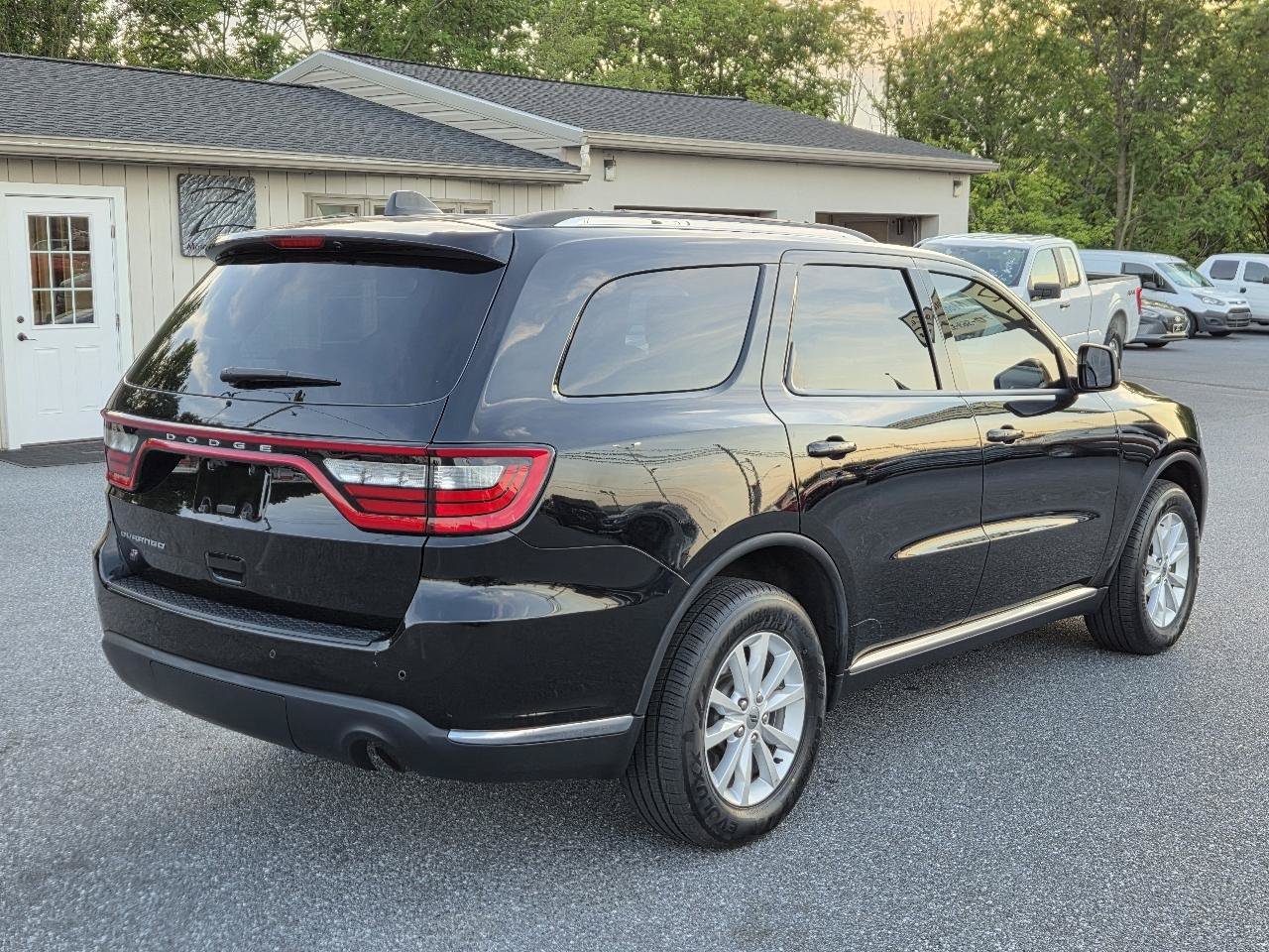 Used 2019 Dodge Durango SXT AWD/4WD image 8