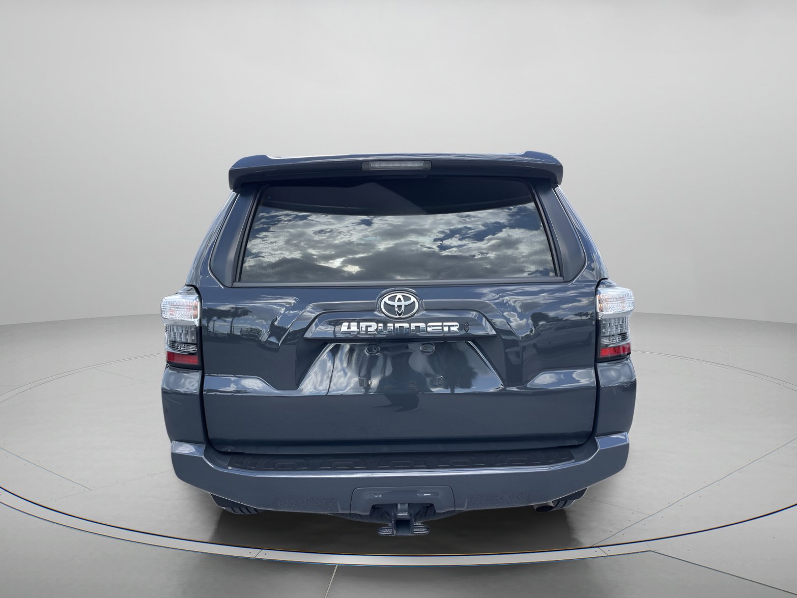 Used 2024 Toyota 4Runner SR5 RWD image 4