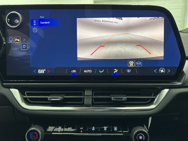 New 2026 Chevrolet Equinox EV LT image 16