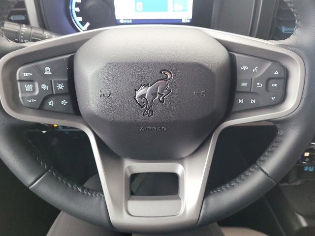 Used 2023 Ford Bronco Wildtrak image 12