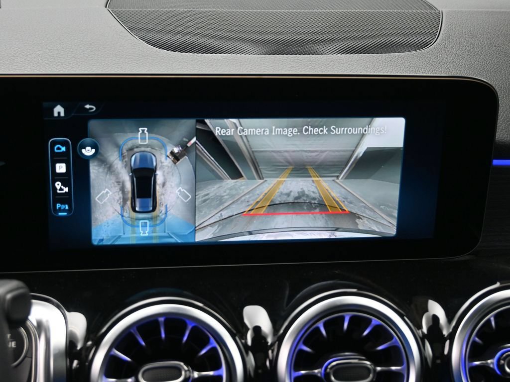 New 2026 Mercedes-Benz GLB 250 4MATIC image 13