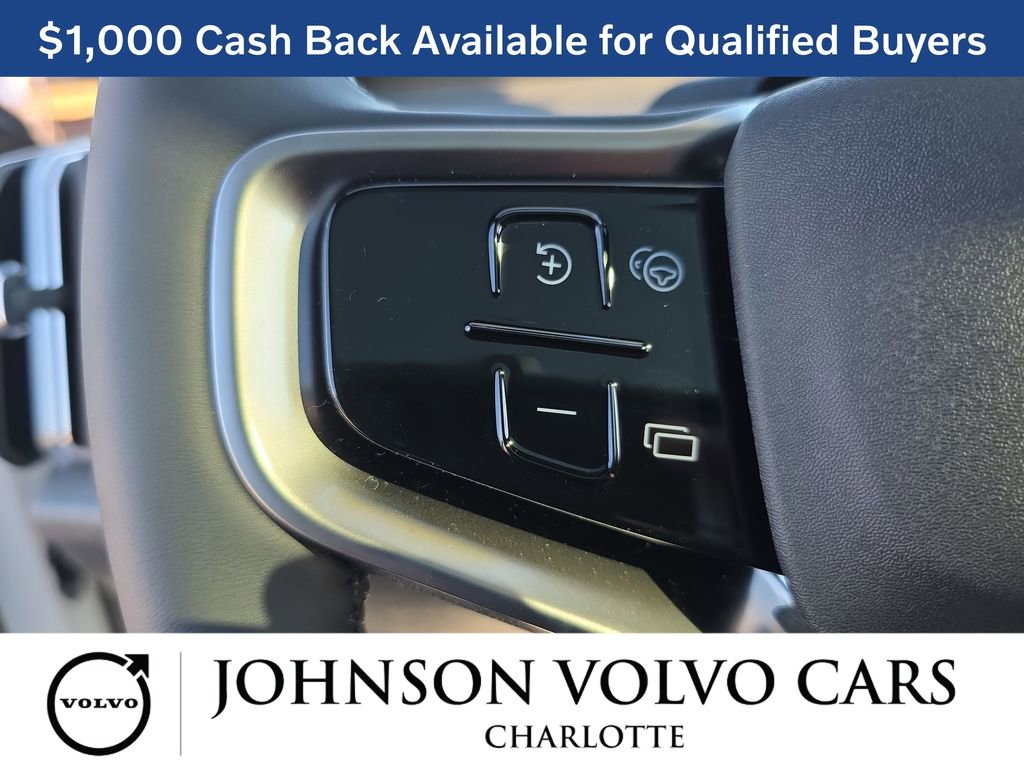 New 2025 Volvo EX30 Plus w/ Protection Package Premier image 17