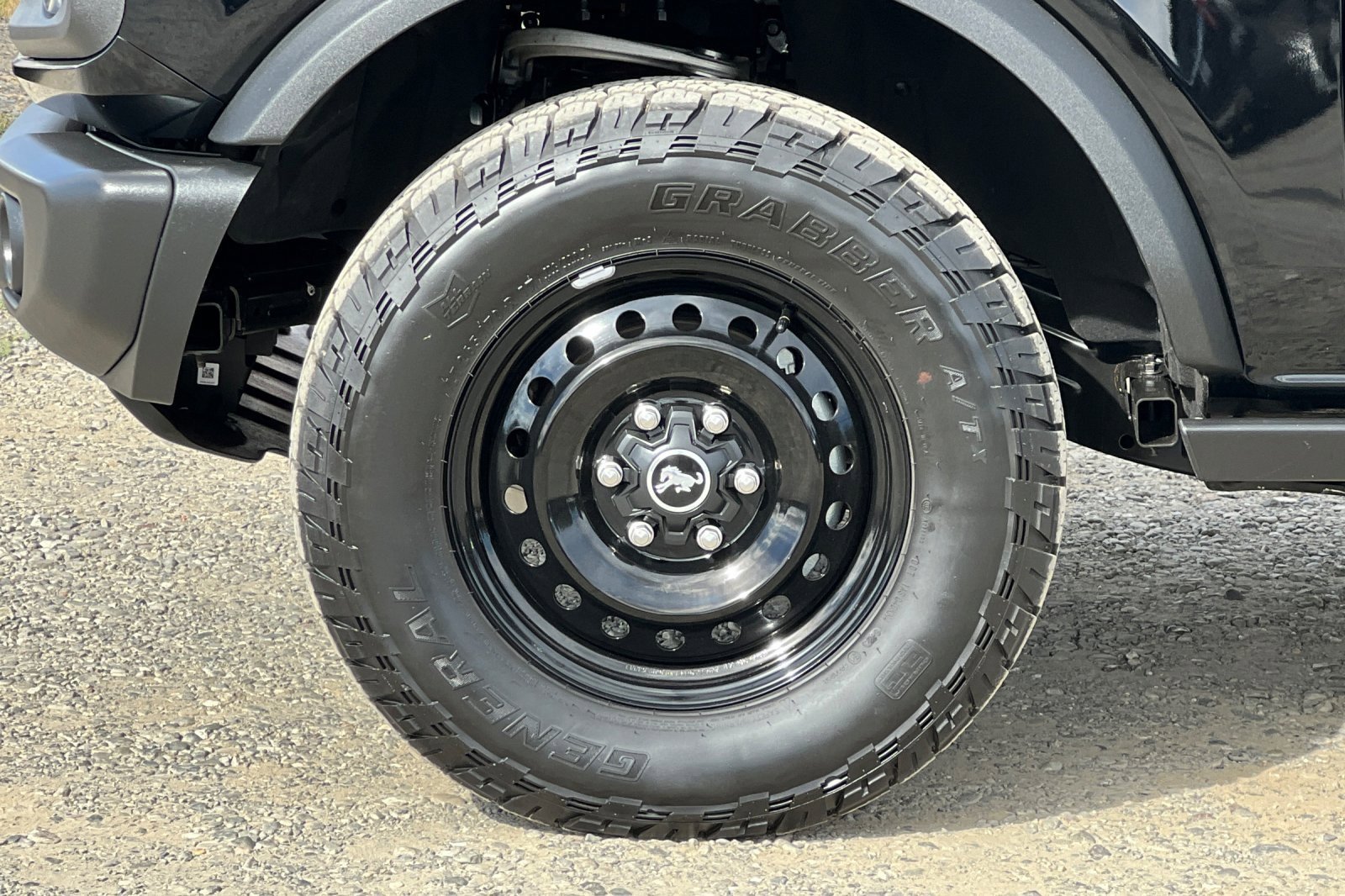 Certified 2022 Ford Bronco Black Diamond image 27