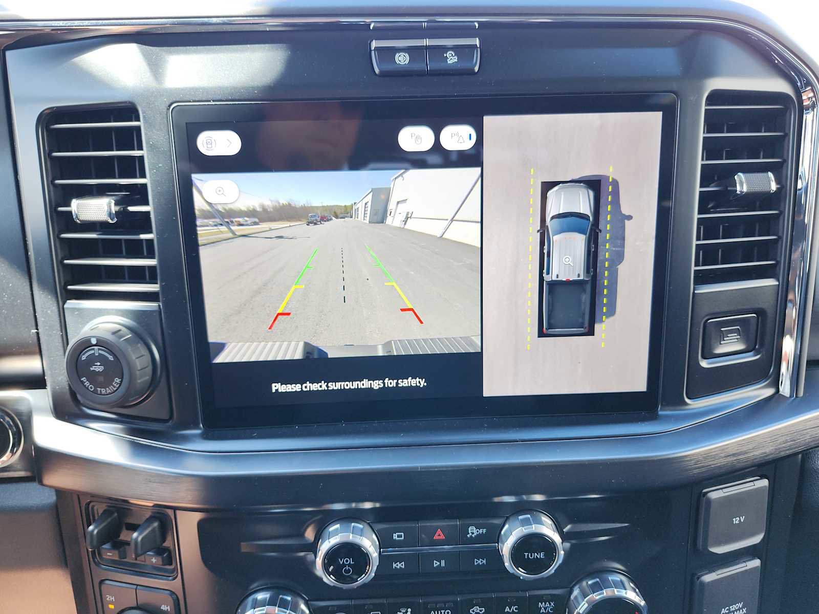 New 2026 Ford F350 Lariat w/ Black Appearance Package image 14